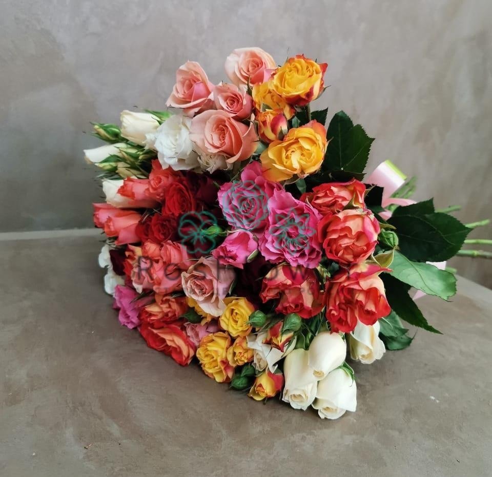 Букет цветов из: Розы в Зональной Станции