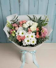 Букет цветов из:  Розы, Лизиантусы и Хризантемы в Зональной Станции