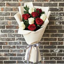 Букет цветов из:  Розы в Зональной Станции
