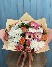 Букет цветов из:  Розы, Герберы и Хризантемы в Зональной Станции
