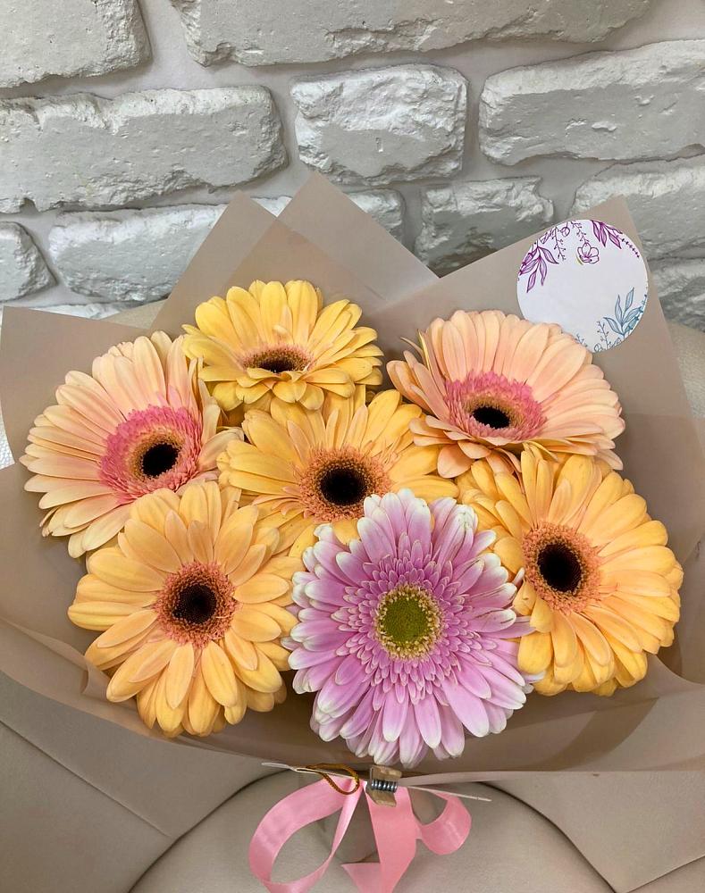 Букет цветов из: Герберы в Зональной Станции