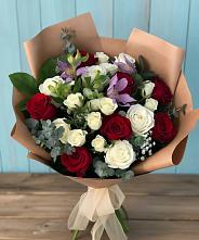 Букет цветов из:  Розы и Альстромерии #REPLACE_PRED# Зональной Станции