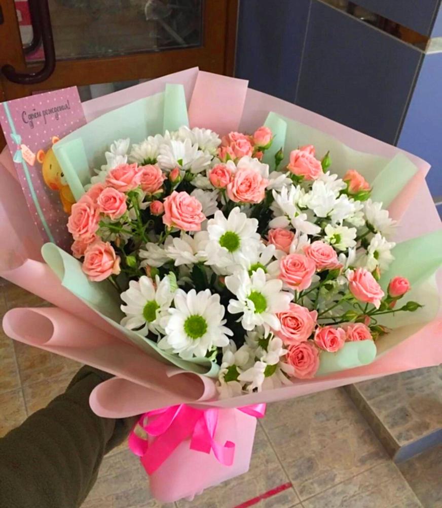 Букет цветов из: Розы и Хризантемы в Зональной Станции