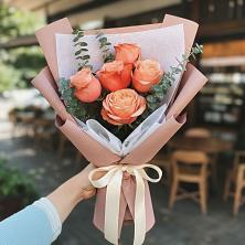 Букет цветов из:  Розы в Зональной Станции