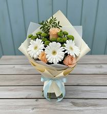Букет цветов из:  Герберы, Розы и Хризантемы в Зональной Станции