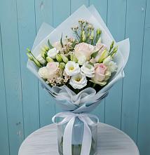 Букет цветов из:  Розы и Лизиантусы #REPLACE_PRED# Зональной Станции