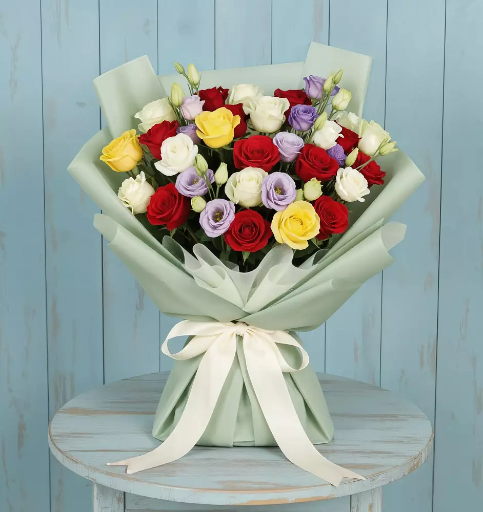 Букет цветов из: Розы в Зональной Станции